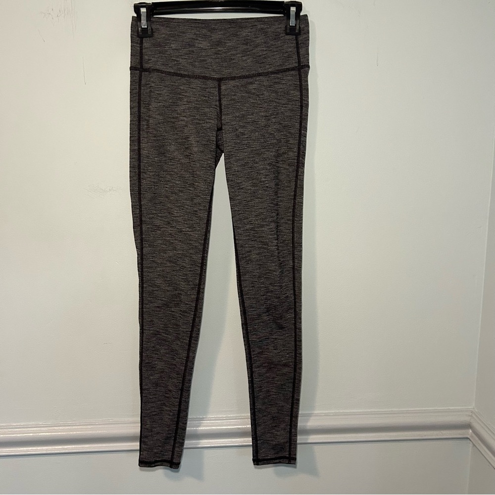 Athleta Black & Gray Knit Chaturanga Tight Leggings Size XS